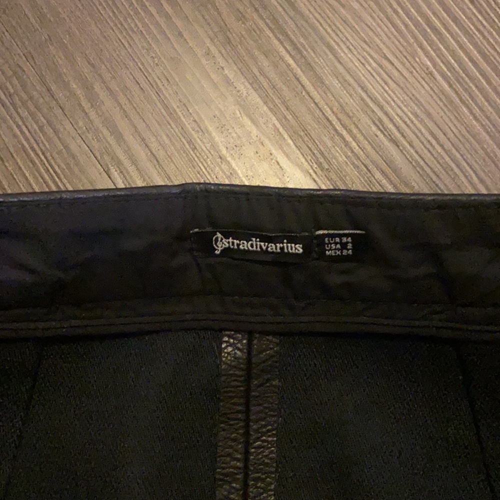 Stradivarius Faux Leather Skirt - Picture 3 of 4